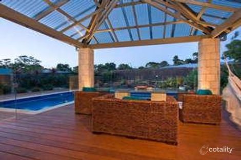 Property photo of 2 Magnolia Way Mount Martha VIC 3934