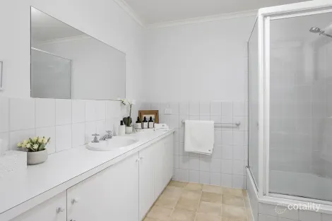 Property photo of 35 Mount Martha Road Mount Martha VIC 3934