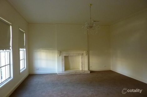 Property photo of 2 Laburnum Court Brighton VIC 3186