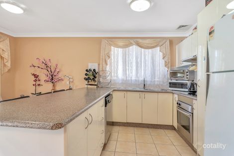 Property photo of 7 Daniel Place Green Valley NSW 2168