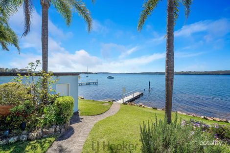 Property photo of 12/21 Excelsior Parade Carey Bay NSW 2283