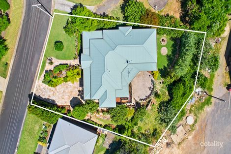 Property photo of 36 Dabage Place Kurrajong Heights NSW 2758