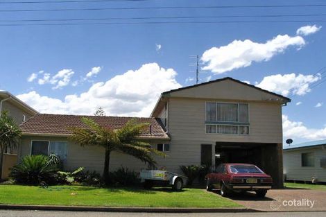 15 Boikon St, Blacksmiths, NSW 2281