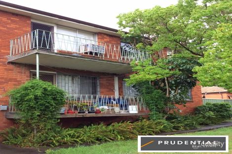 8/2-4 Foreman St, Glenfield, NSW 2167