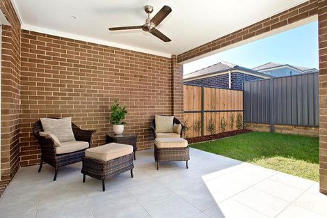 Property photo of 207 Thorogood Boulevard Kellyville NSW 2155