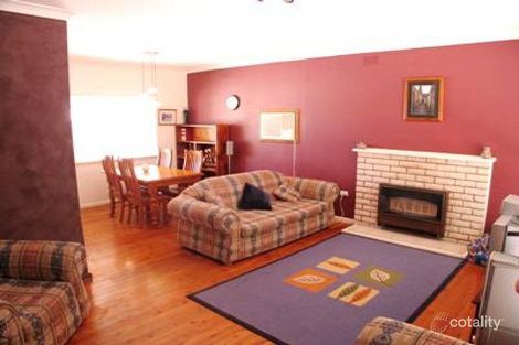 Property photo of 14 Nilma Avenue Mount Austin NSW 2650