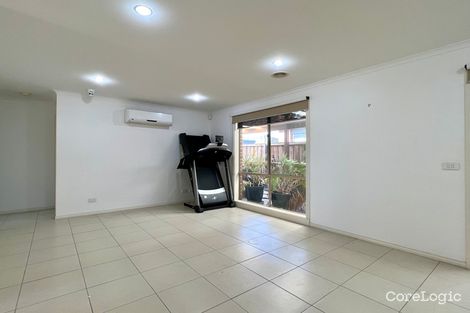 Property photo of 24 Currawong Crescent Pakenham VIC 3810