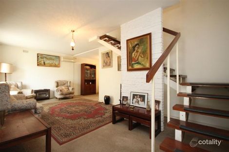 Property photo of 9 Sutherland Close North Guildford WA 6055