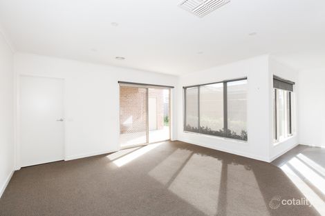 Property photo of 34 Warburton Drive Lucas VIC 3350