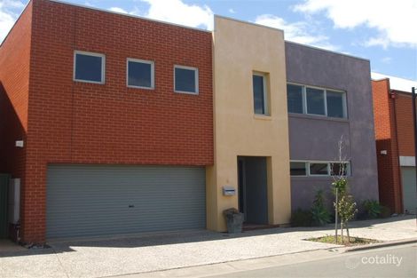 5 Portsmouth Lane, Mawson Lakes, SA 5095