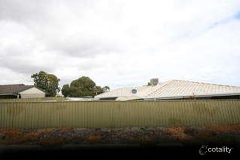 38 Warilda Cres, Hallett Cove, SA 5158
