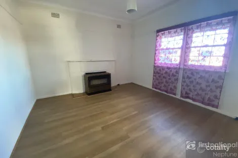 19 Leigh St, Merrylands, NSW 2160