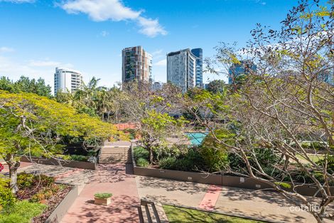 Property photo of 28/15 Goodwin Street Kangaroo Point QLD 4169