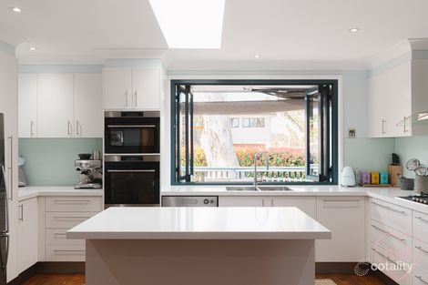 Property photo of 7 Downes Place Hughes ACT 2605