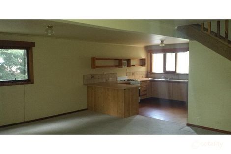 Property photo of 8 Ferrier Street Mount Macedon VIC 3441