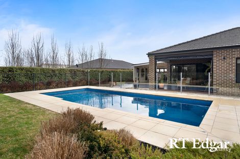 3 Manifold Rd, Woodend, VIC 3442