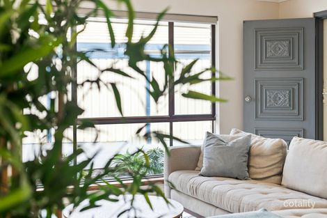 2/24 Mippi Rd, Halls Head, WA 6210