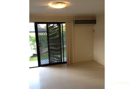 Property photo of 4/18 Magowar Road Pendle Hill NSW 2145