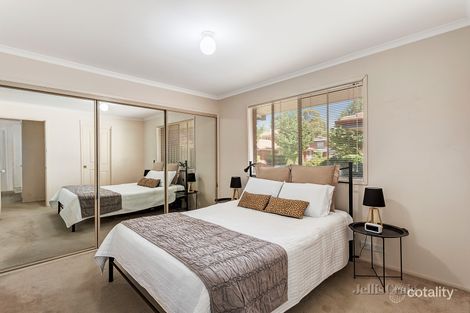 Property photo of 14 Lyell Walk Forest Hill VIC 3131
