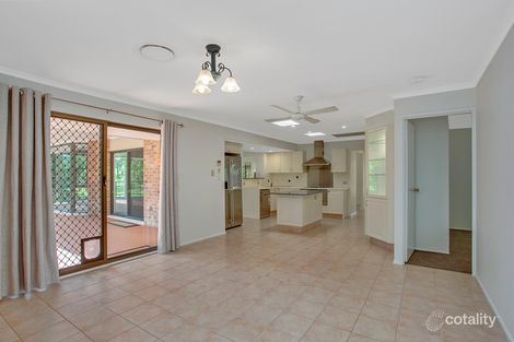 Property photo of 39 Winderadeen Drive Highland Park QLD 4211