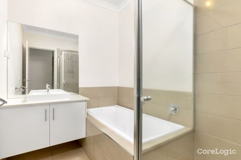 Property photo of 53 Arkins Circuit Tarneit VIC 3029