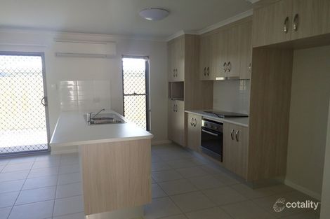 Property photo of 1/74 Makybe Diva Drive Ooralea QLD 4740