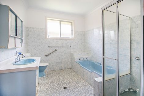 Property photo of 8 Hibiscus Close Taree NSW 2430
