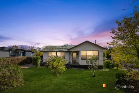 18 Mindarie St, Narrabundah, ACT 2604