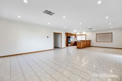 Property photo of 61 Meadowgate Drive Chirnside Park VIC 3116