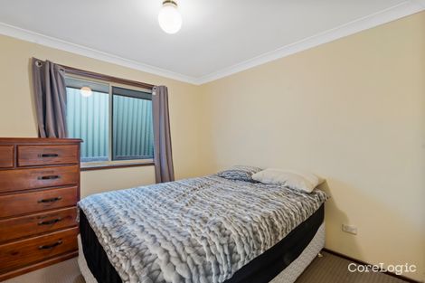 Property photo of 2/25 Cambridge Street Silkstone QLD 4304
