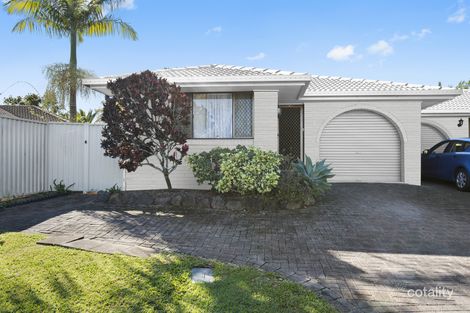 Property photo of 2/4 Greenleaf Close Burleigh Waters QLD 4220