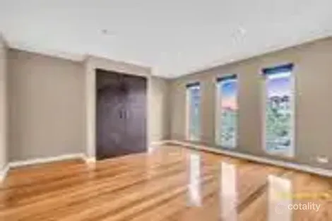 Property photo of 10 Springview Boulevard Taylors Hill VIC 3037