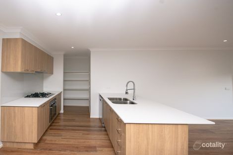 Property photo of 5 Peck Place Kalkallo VIC 3064