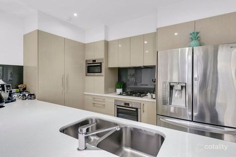 Property photo of 3026 Hillside Walk Hope Island QLD 4212