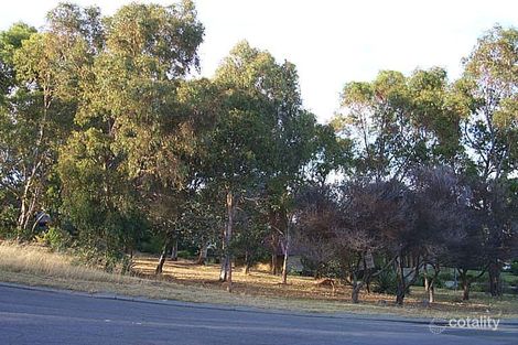 5 Angorra Rd, Mount Nasura, WA 6112