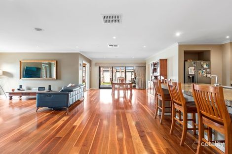 Property photo of 7 Janette Court Darley VIC 3340