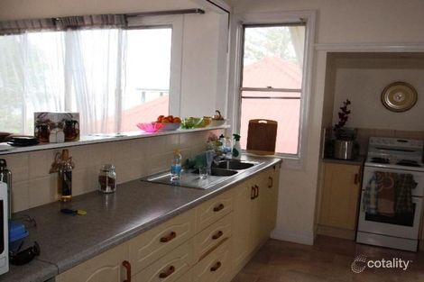 66 Prince Edward Pde, Redcliffe, QLD 4020