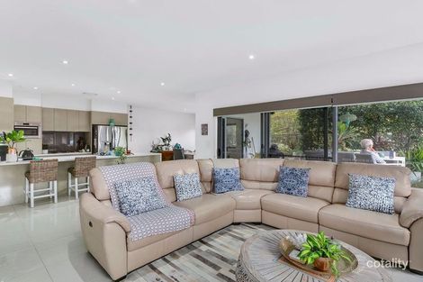 Property photo of 3026 Hillside Walk Hope Island QLD 4212
