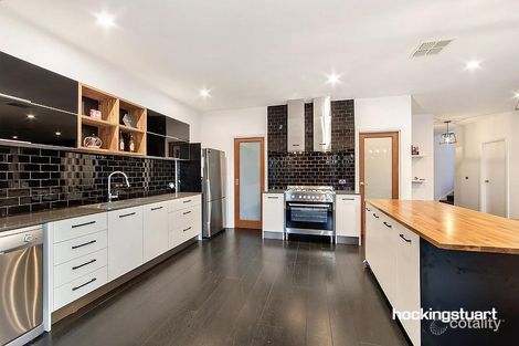 Property photo of 1 Kemp Green Caroline Springs VIC 3023