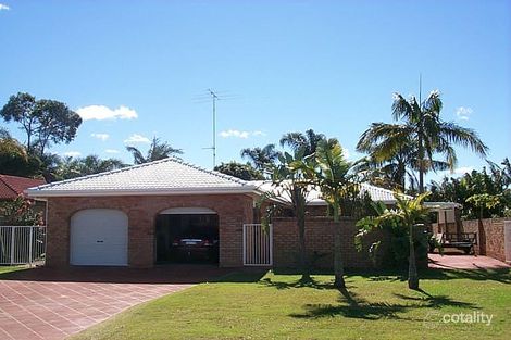 129 Hooker Bvd, Broadbeach Waters, QLD 4218