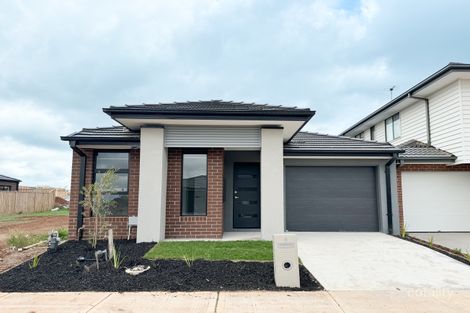 8 Crichton Rd, Thornhill Park, VIC 3335