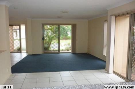 Property photo of 49 Marble Arch Place Arundel QLD 4214