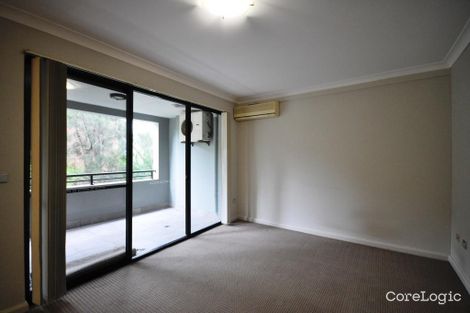 Property photo of 10/30-32 Lydbrook Street Westmead NSW 2145