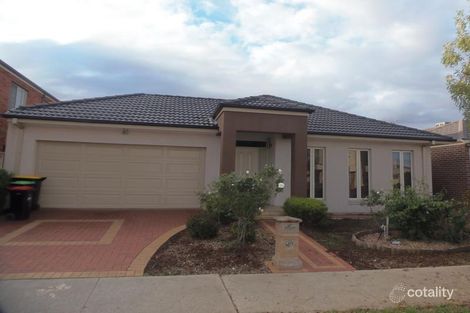 Property photo of 18 Landcox Way Caroline Springs VIC 3023