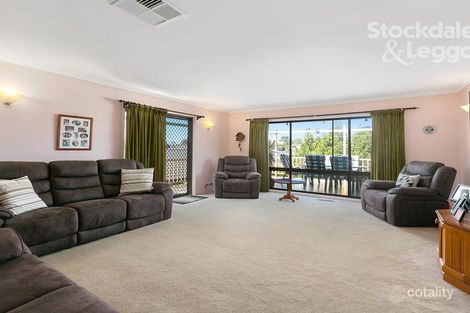 Property photo of 37 Rolling Hills Road Chirnside Park VIC 3116