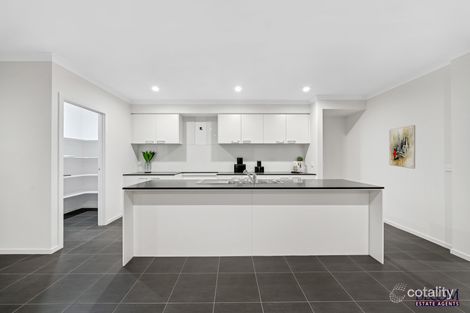 Property photo of 22 United Avenue Tarneit VIC 3029