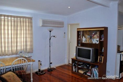 Property photo of 35 Ravenswood Street Mannering Park NSW 2259