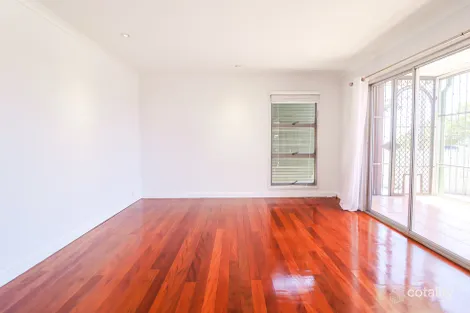 Property photo of 17 Far Street West Gladstone QLD 4680