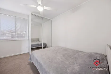Property photo of 24 Brownless Street Macgregor ACT 2615