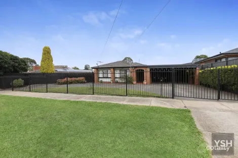 9 Andrew St, Melton South, VIC 3338